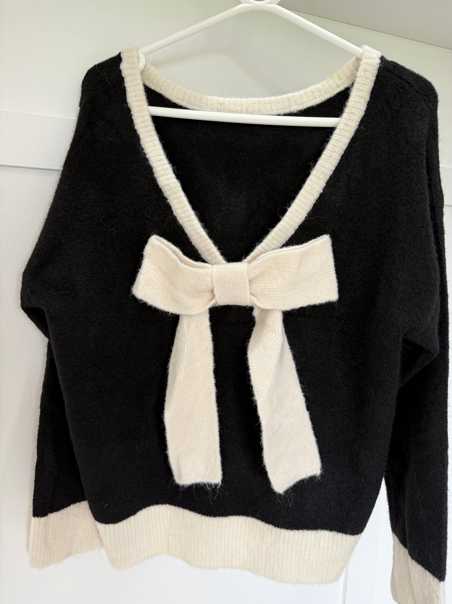Oatmeal/Brown Contrast Bow Back Jumper