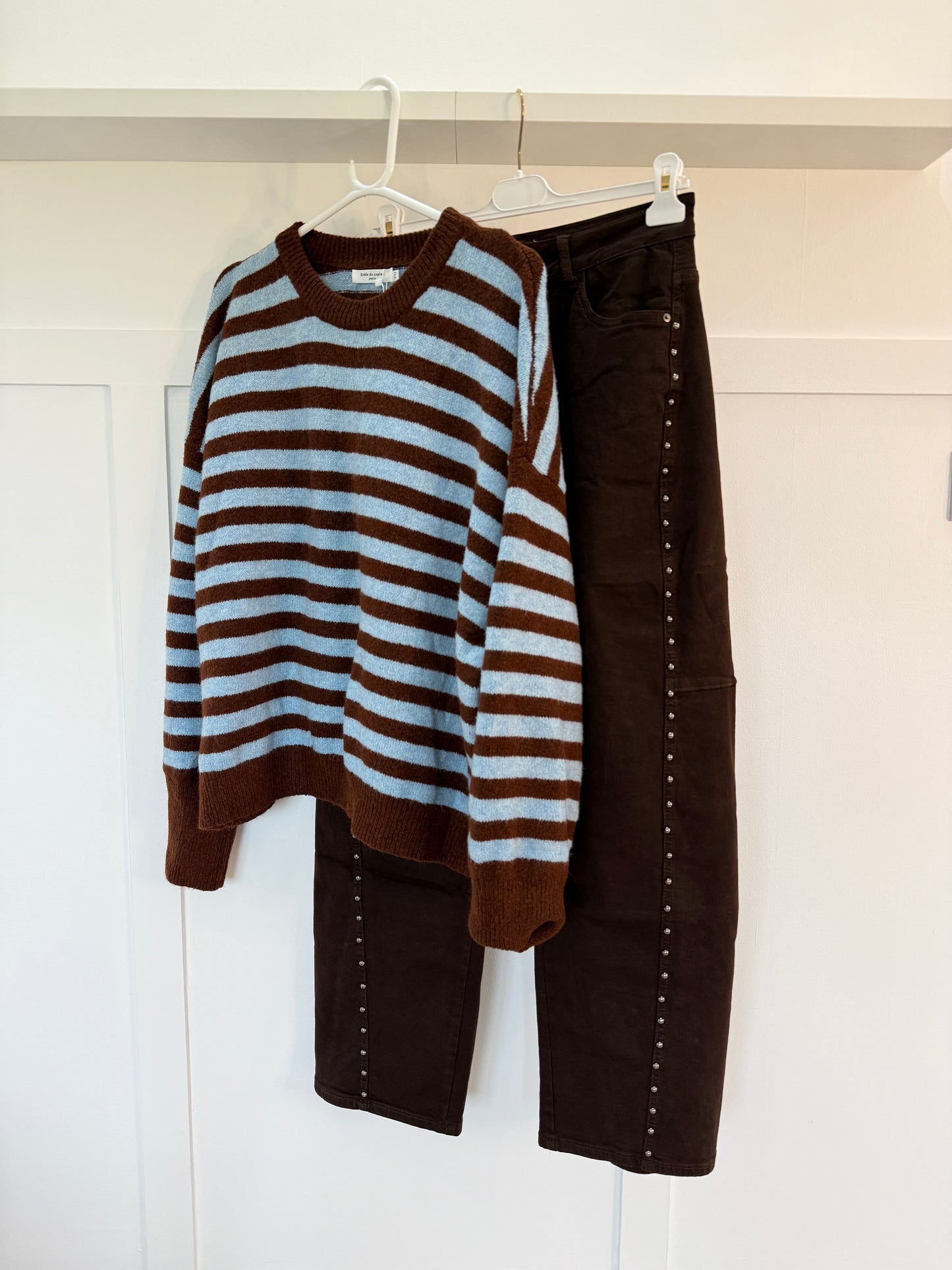 Chocolate Stud Barrel Leg Jeans