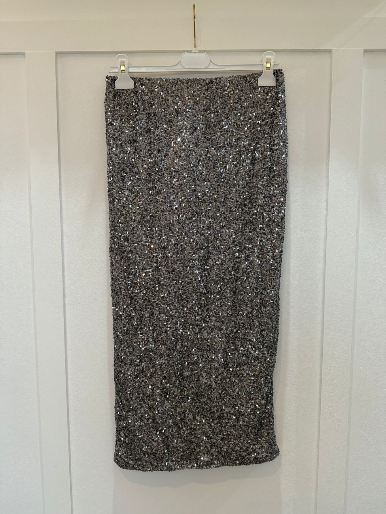 Silver Luxe Sequin Pencil Skirt