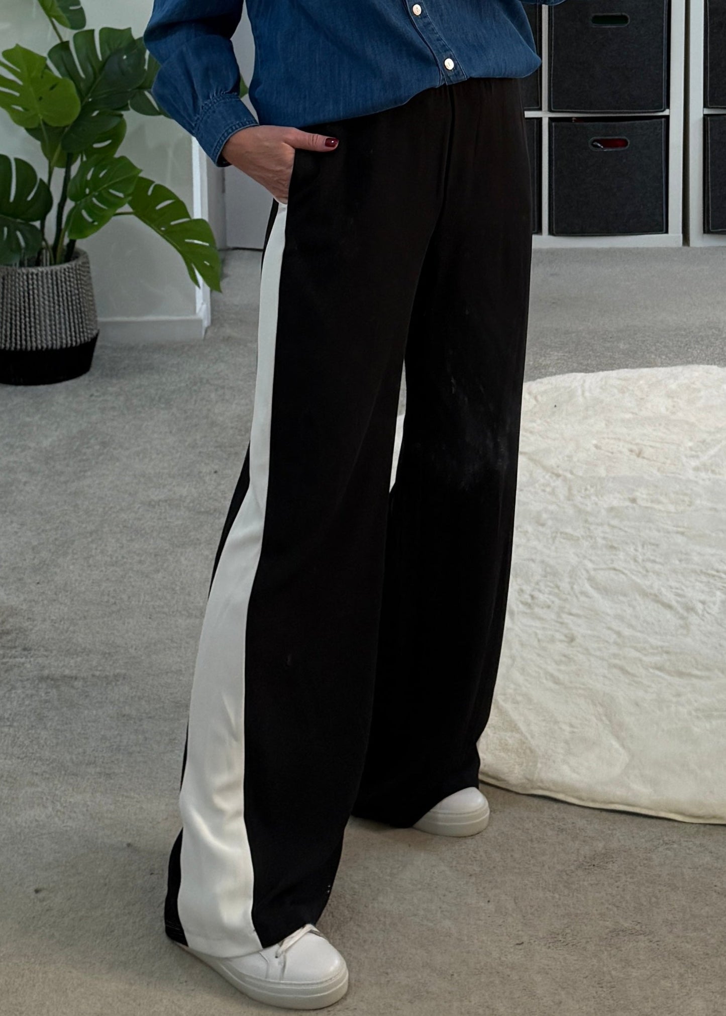 Black/White Stripe Wide Leg Trousers