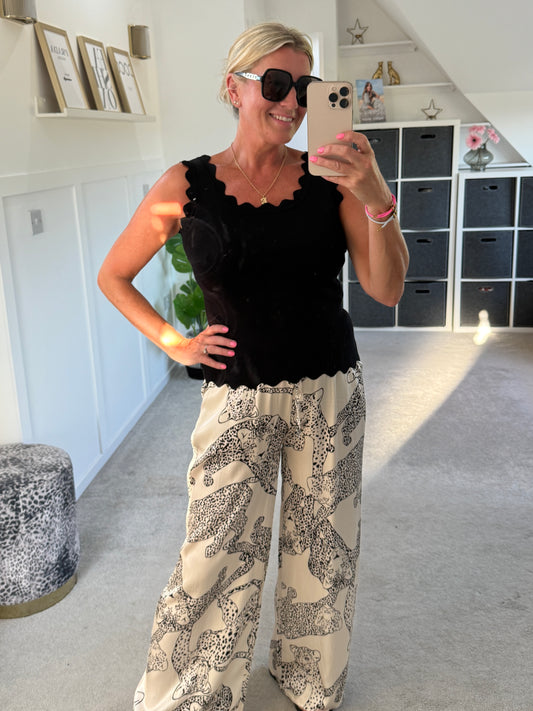 Black Scallop Edge Vest Top