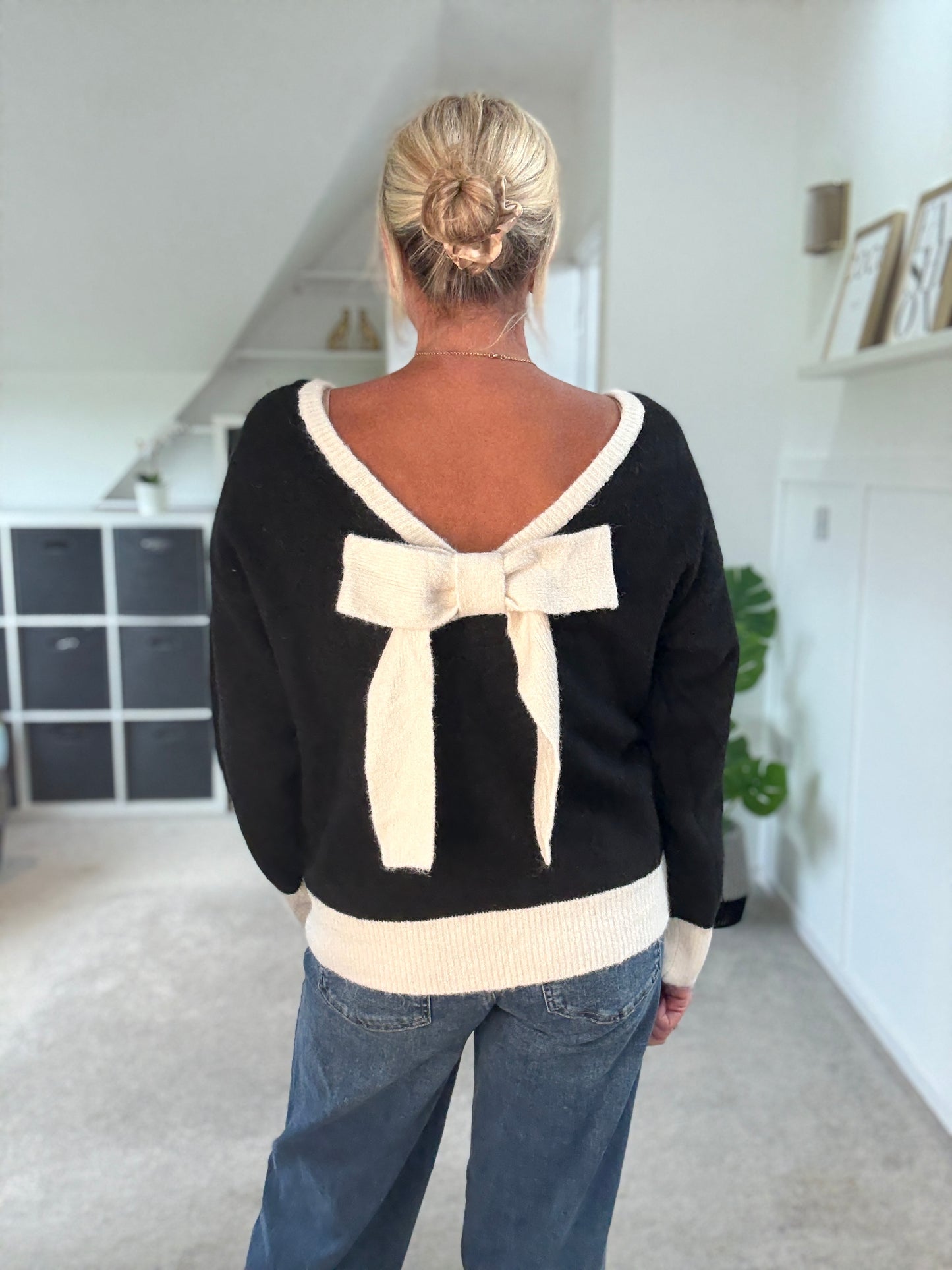 Oatmeal/Brown Contrast Bow Back Jumper