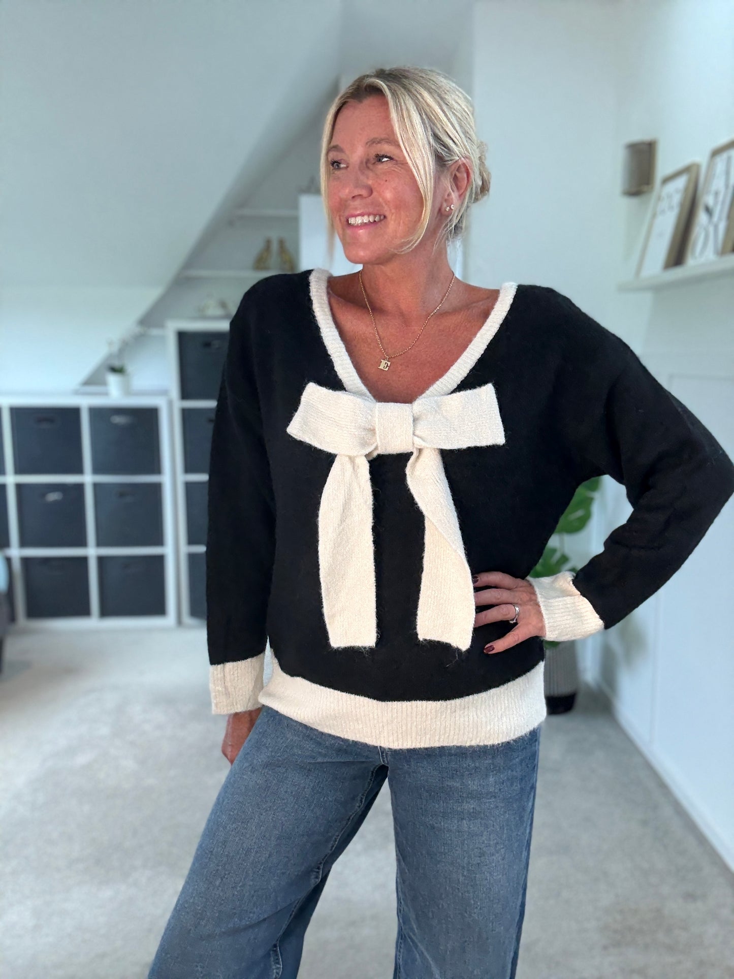 Oatmeal/Brown Contrast Bow Back Jumper