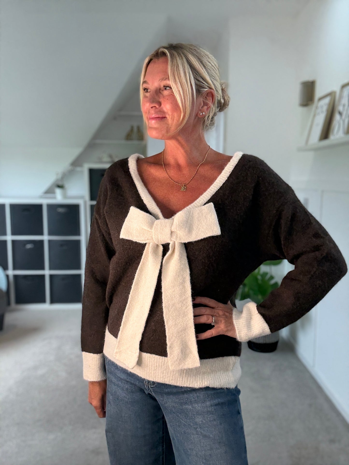 Oatmeal/Brown Contrast Bow Back Jumper