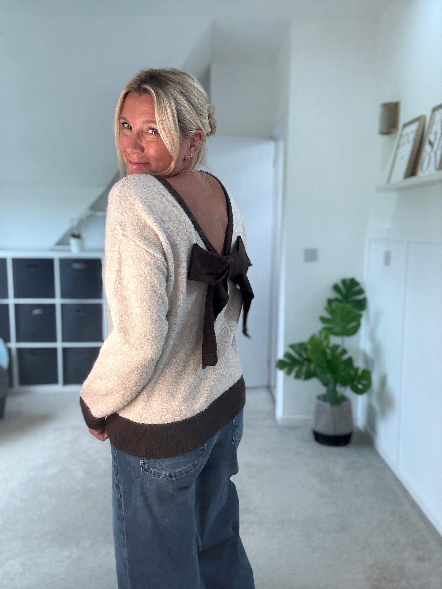 Black/Cream Contrast Bow Back Jumper