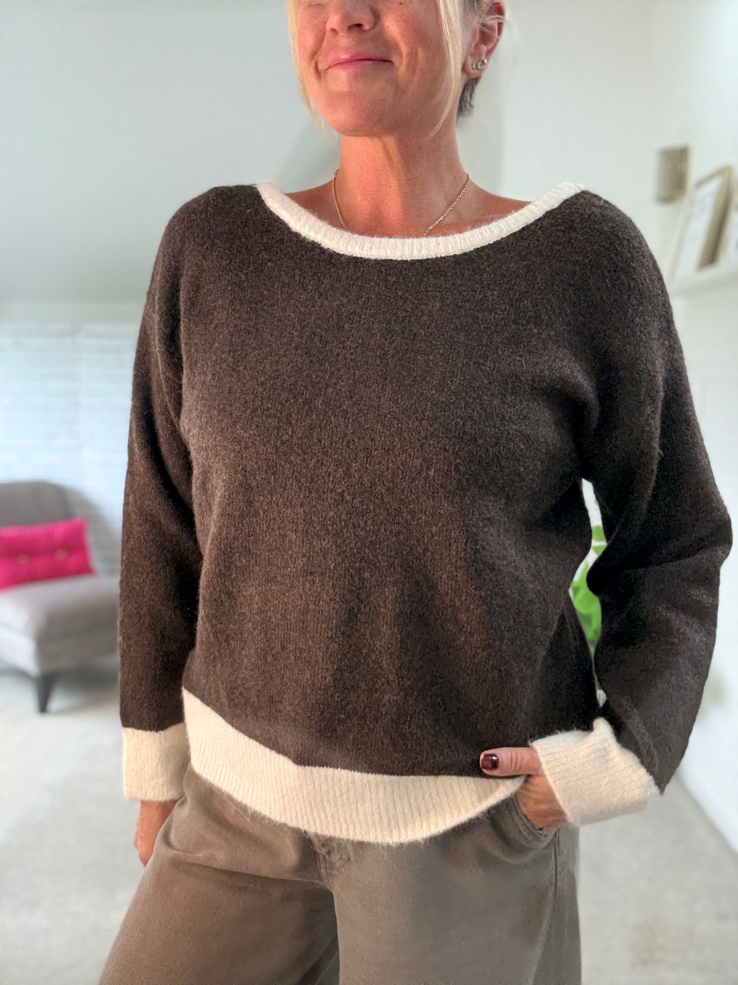 Chocolate/Cream Contrast Bow Back Jumper