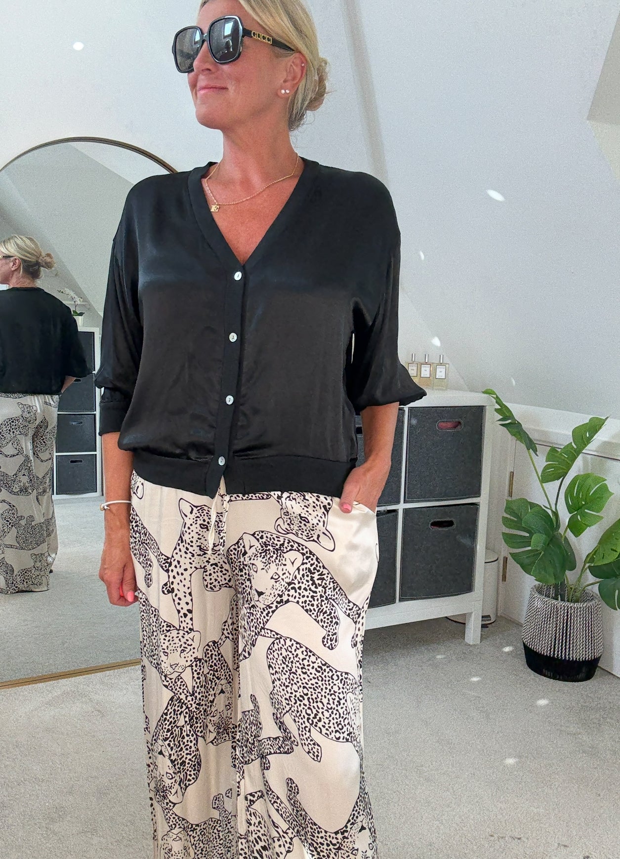 Giletta Black Cardi/Jacket