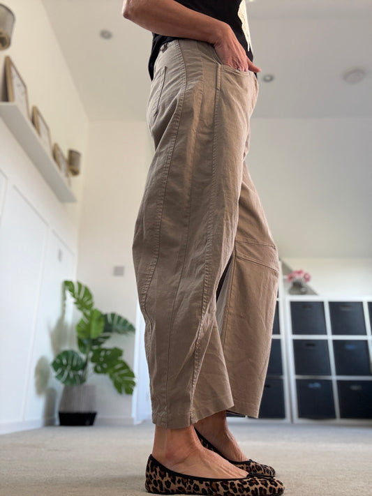 Sand Cotton Barrel Leg Jeans