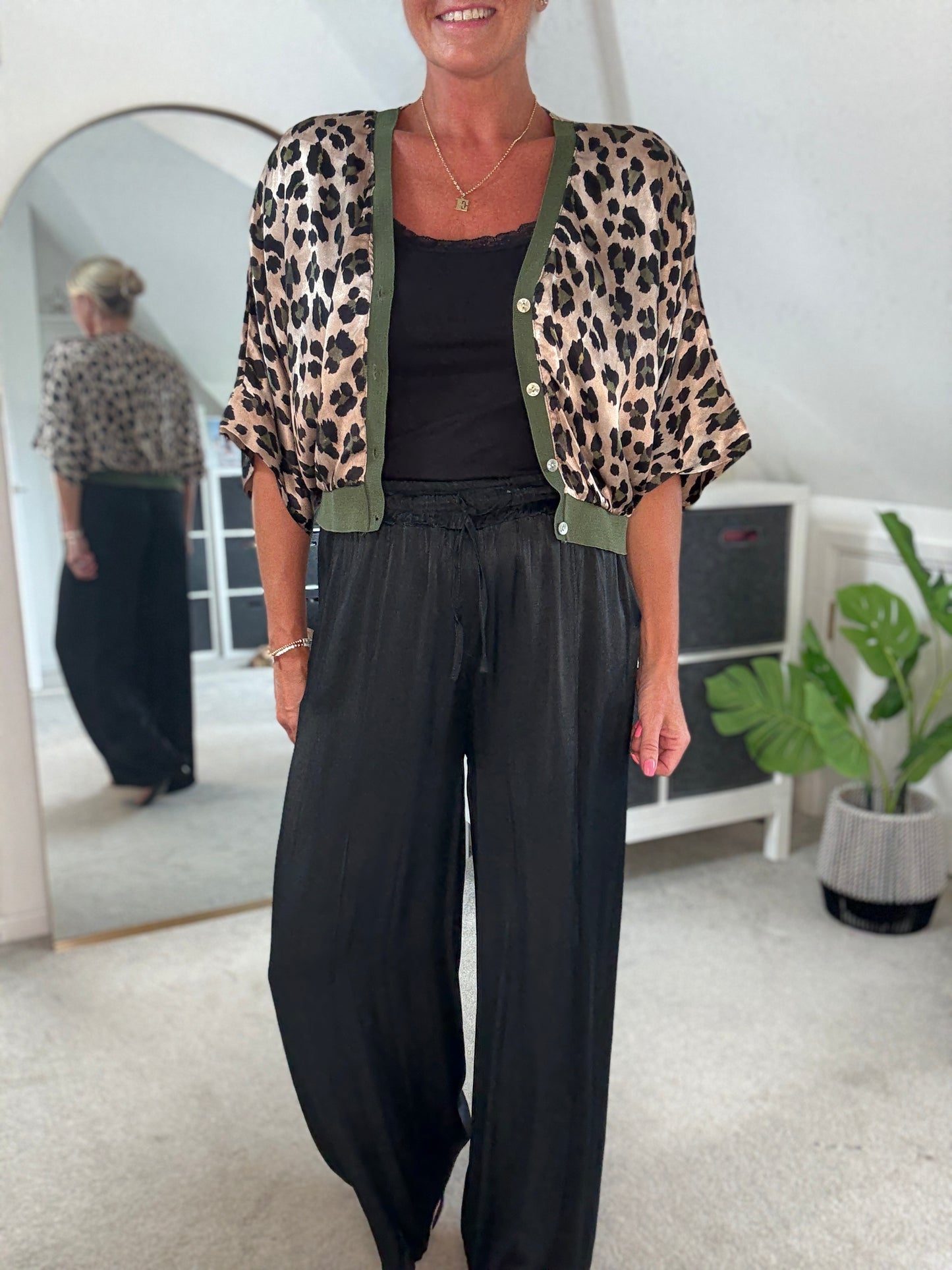 Giletta Khaki Leopard Print Cardi/Jacket