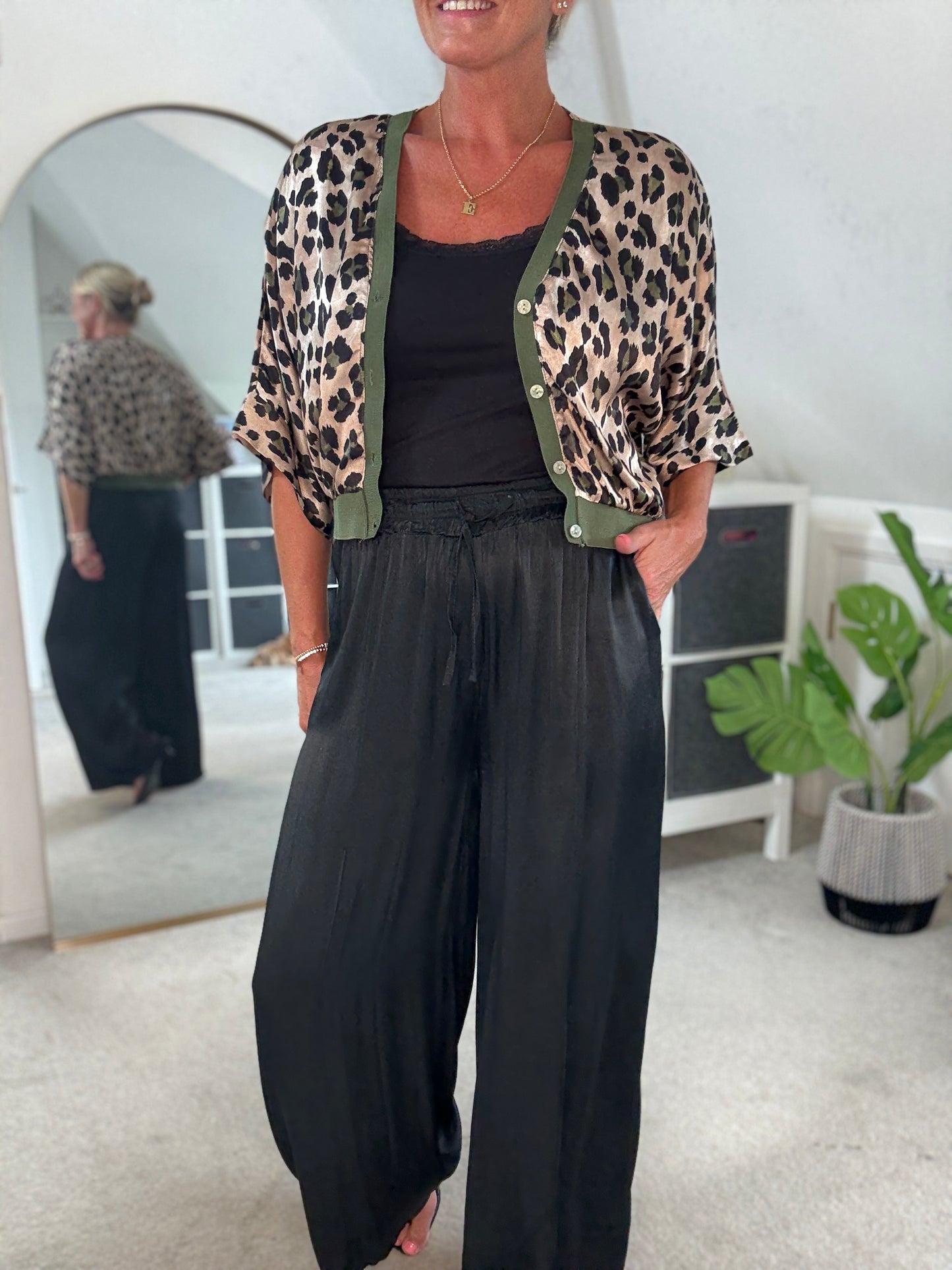 Giletta Khaki Leopard Print Cardi/Jacket