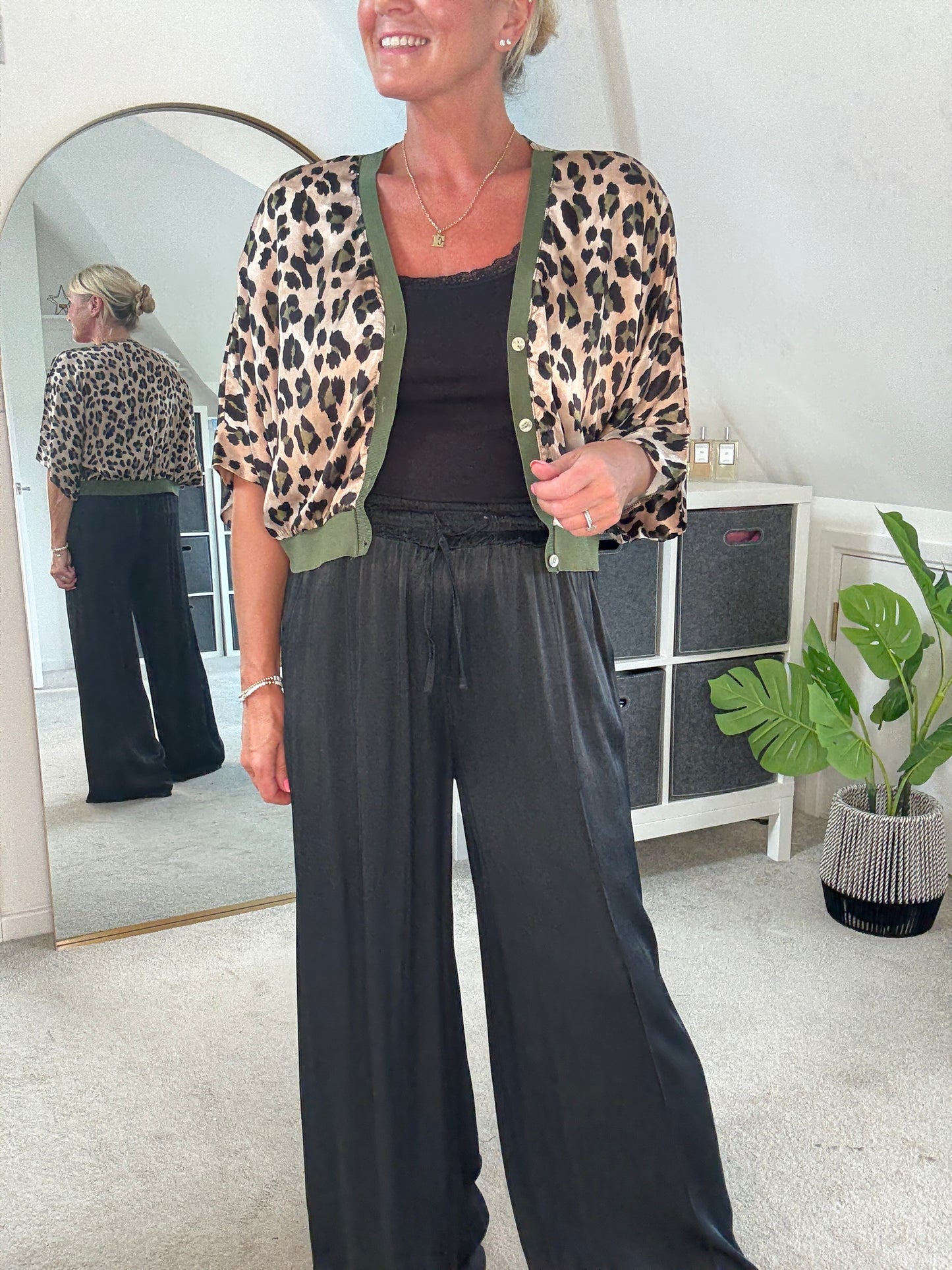 Giletta Khaki Leopard Print Cardi/Jacket