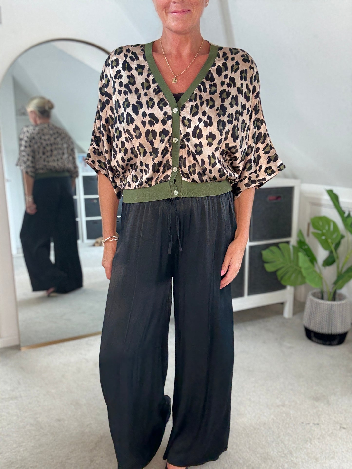 Giletta Khaki Leopard Print Cardi/Jacket