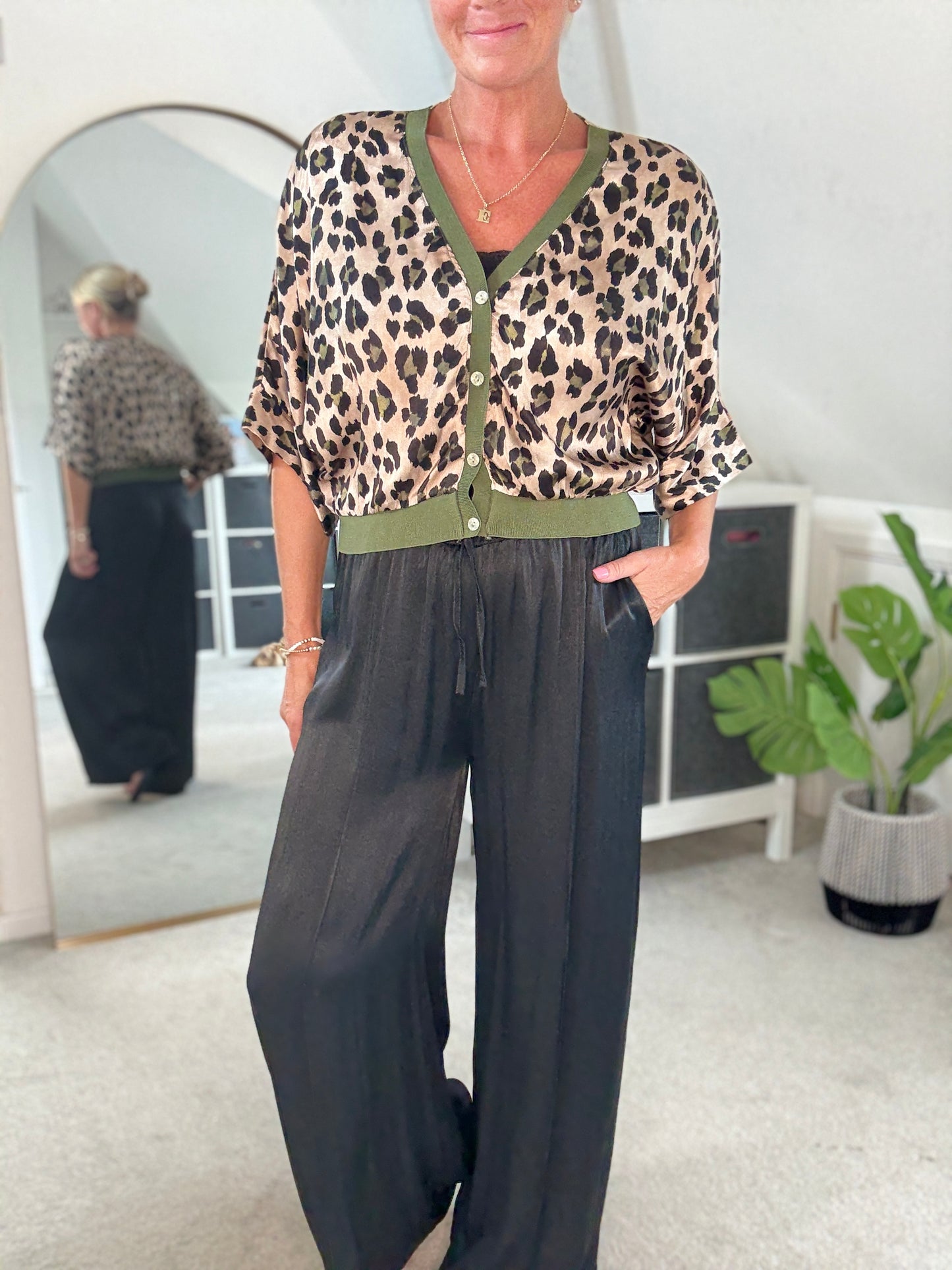 Giletta Khaki Leopard Print Cardi/Jacket