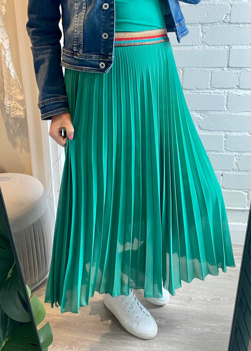 green maxi pleated skirt