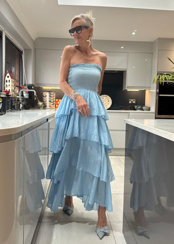 As Styled by @mogzee_m 💛