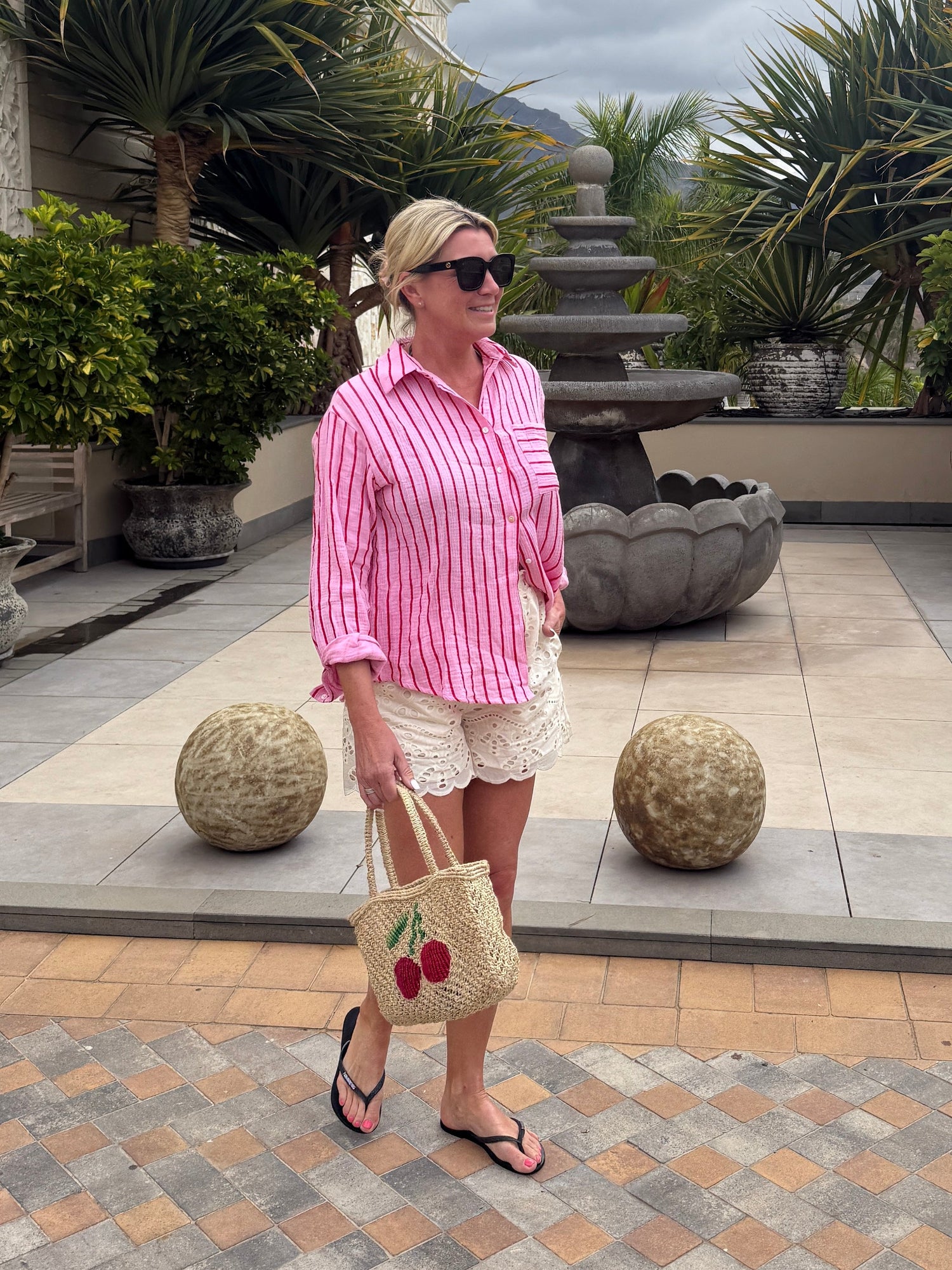Holiday Shop