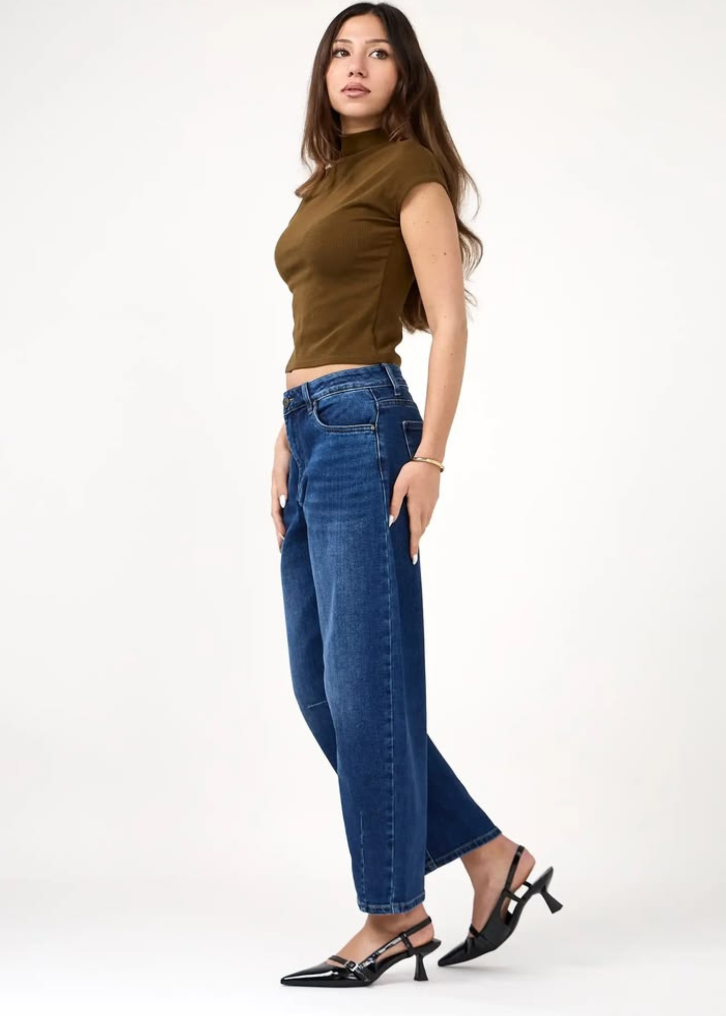 Livia Light Blue Cropped Barrel Jeans