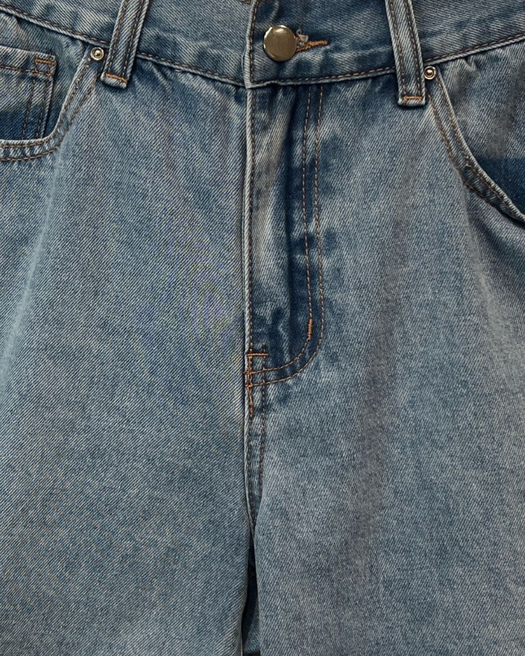 Mid Denim Scallop Edge Shorts