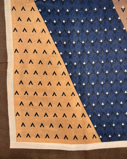 Mocca V Print Pattern Scarf