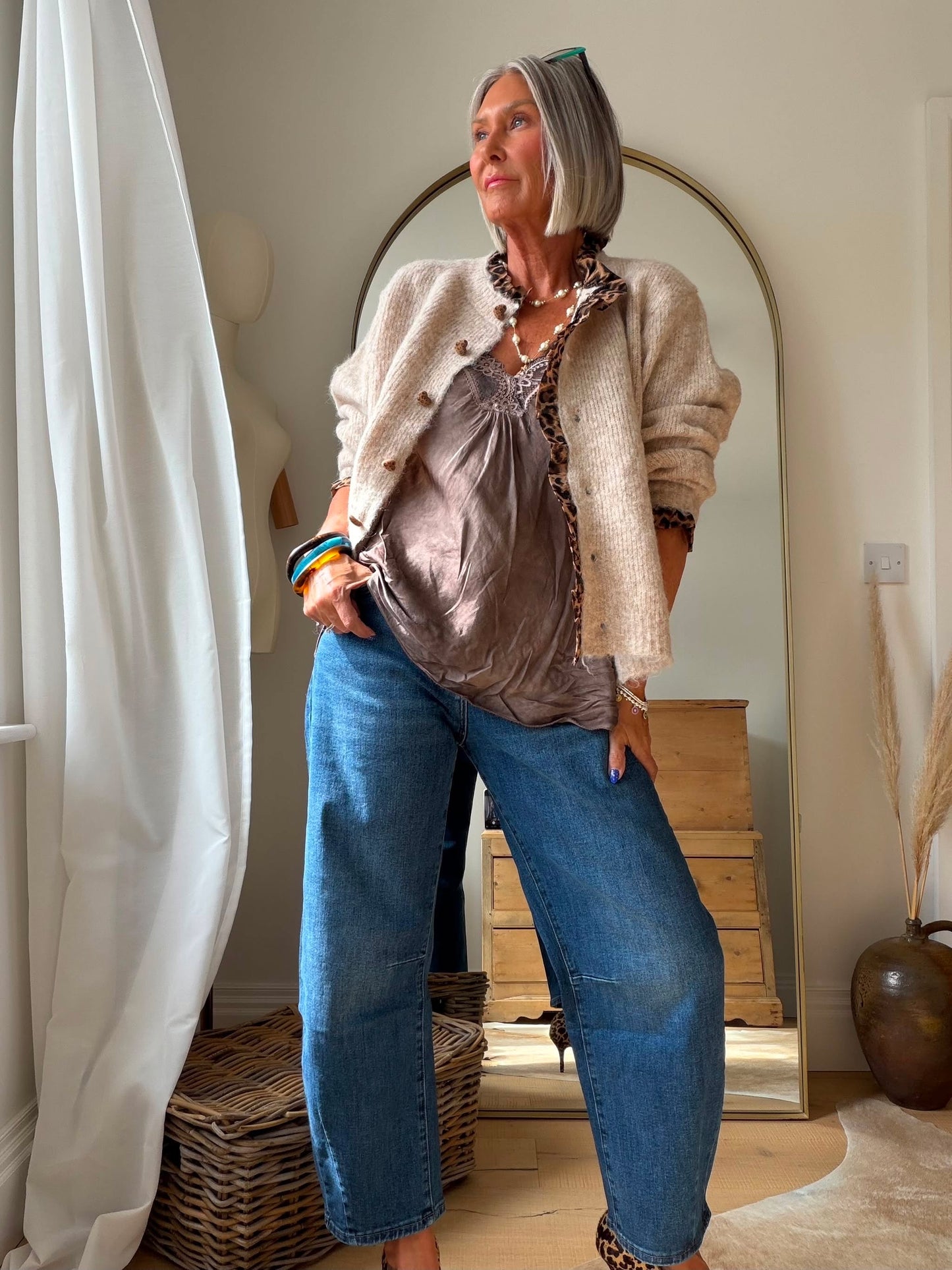 Livia Dark Blue Cropped Barrel Jeans