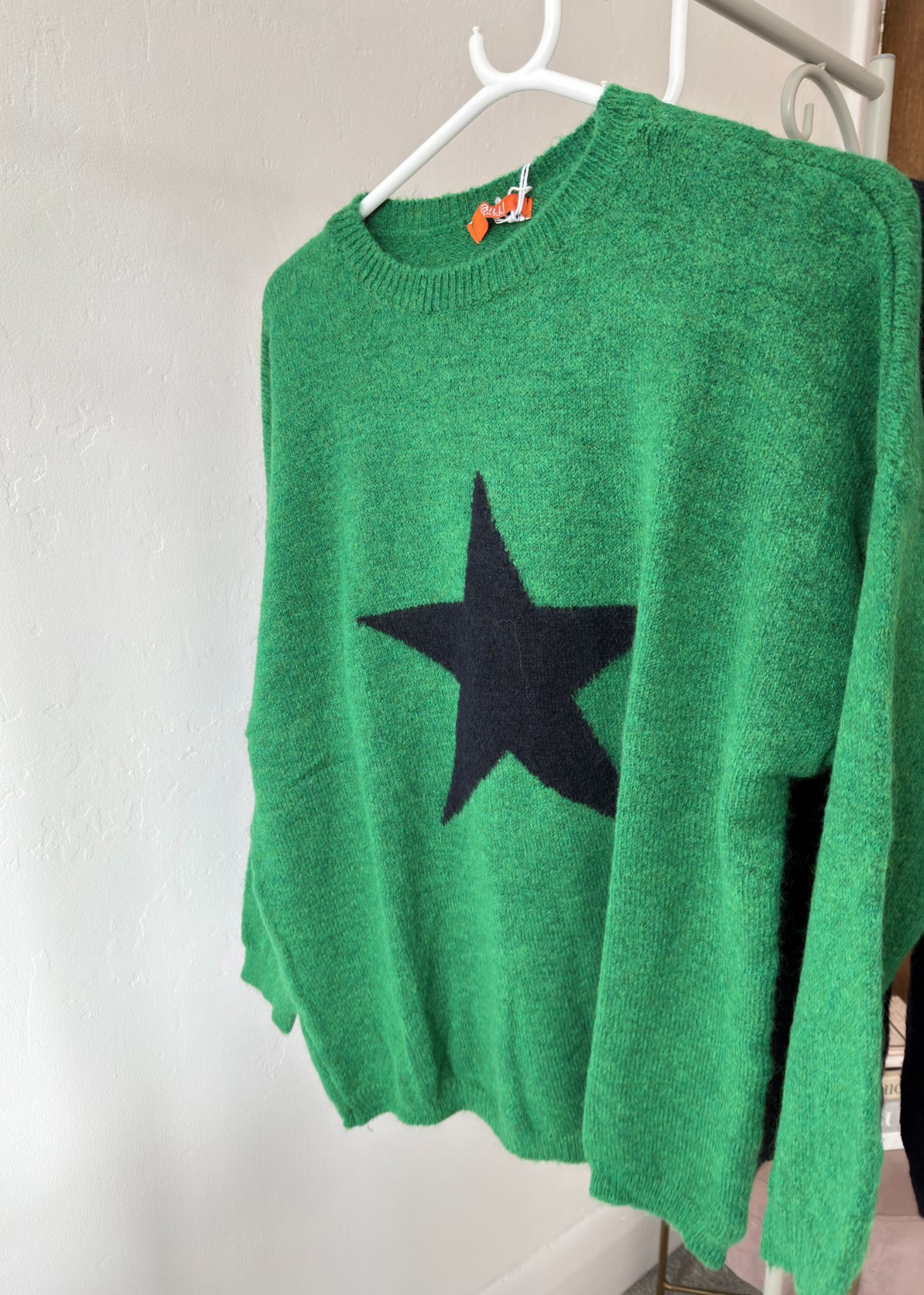 Oatmeal/Red Star Crew Neck Jumper