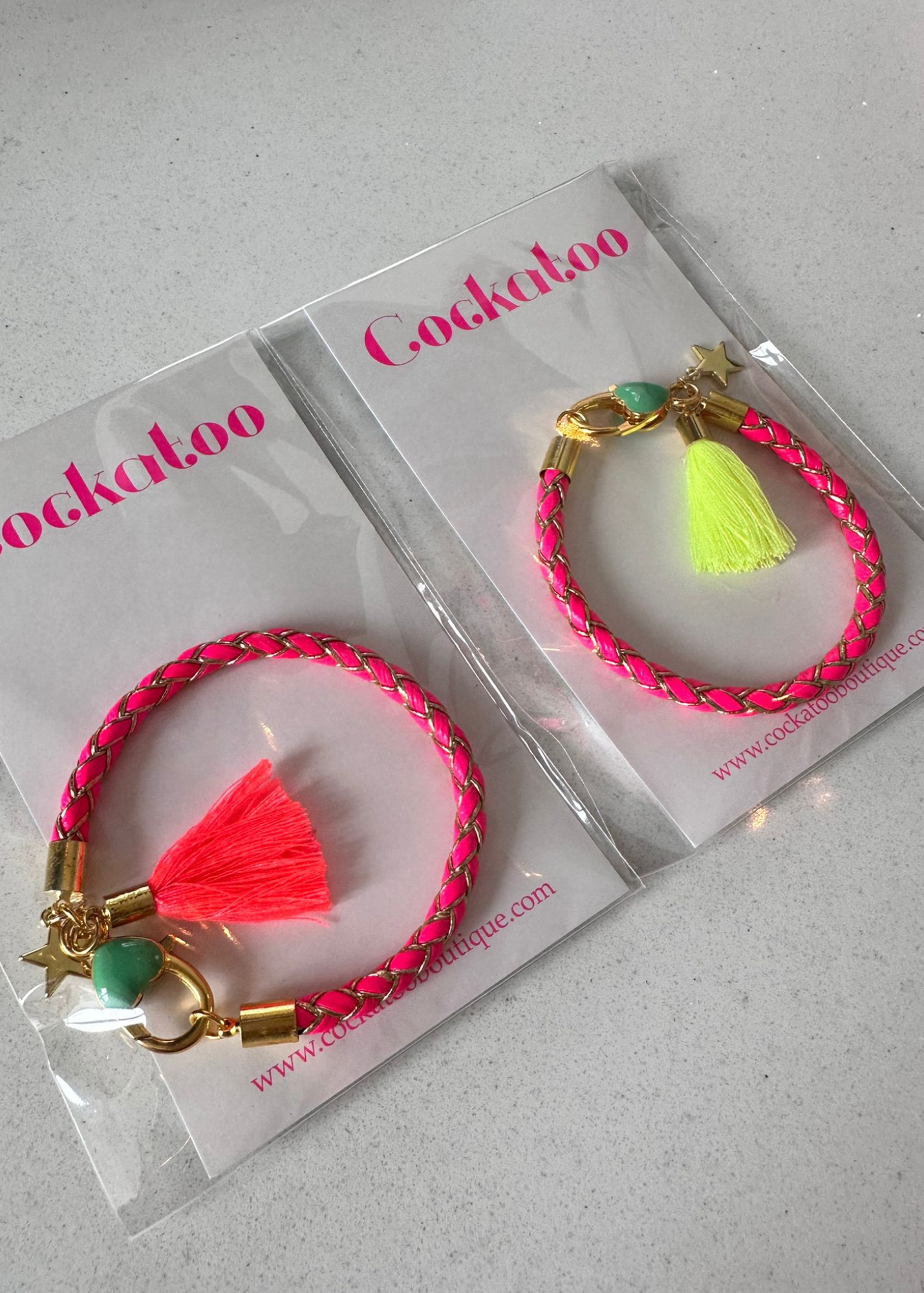 Black & Gold Plaited Bracelet (2 Tassel Colours)