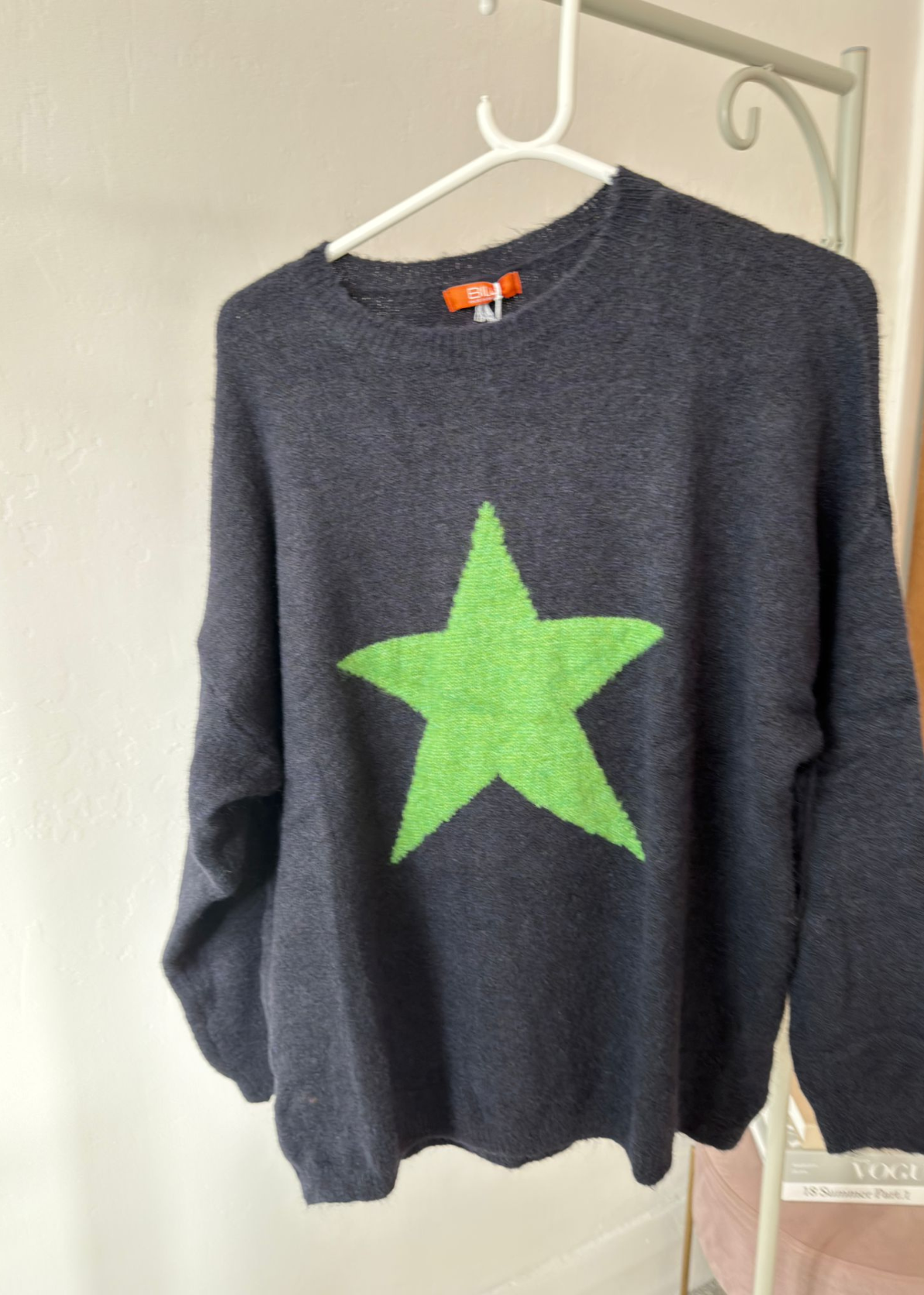 Oatmeal/Red Star Crew Neck Jumper