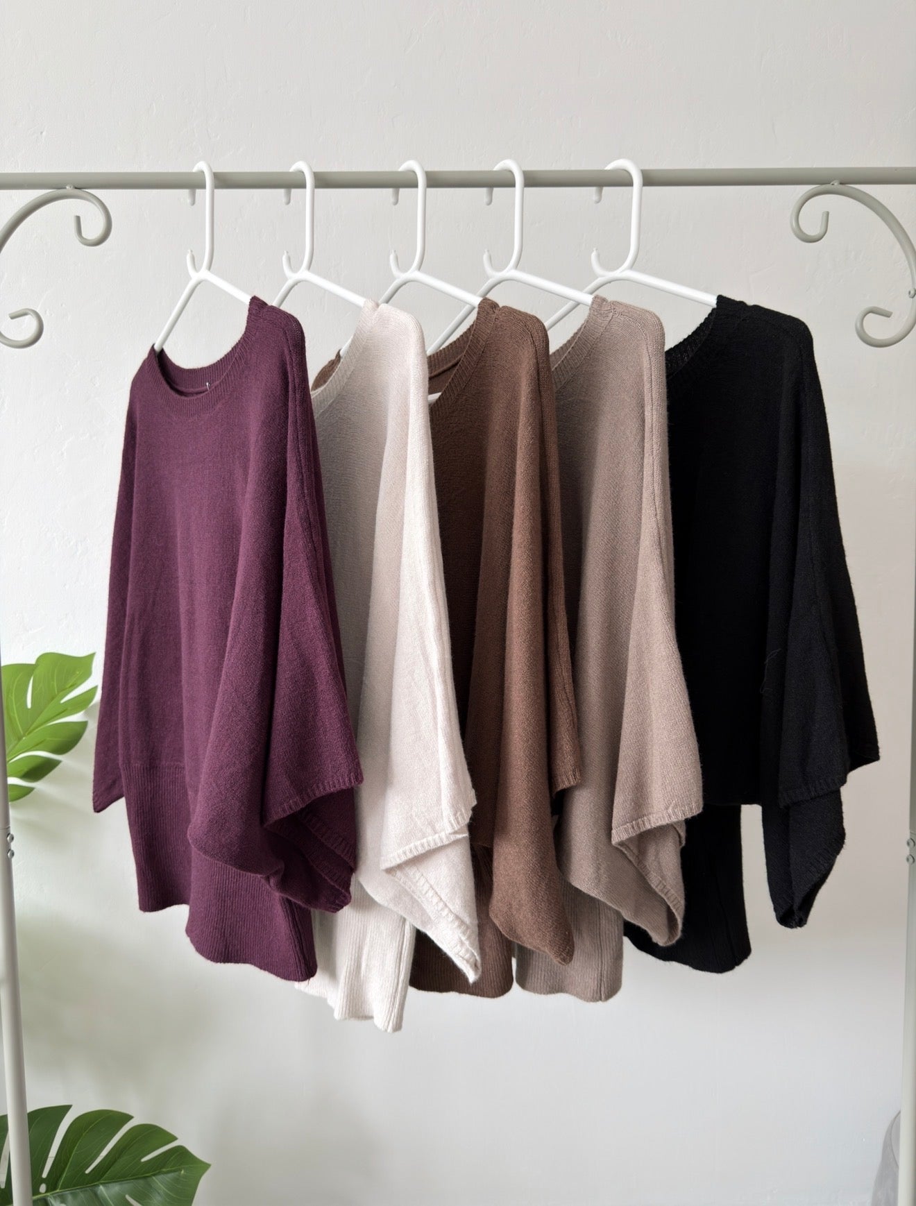Black 3/4 Sleeve Batwing Jumper