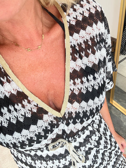 White/Black Wavy Maxi Beach Dress
