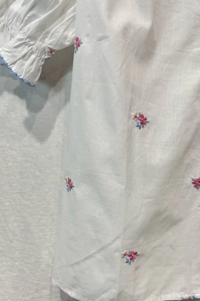 Floral Embroidered Frill Collar Blouse
