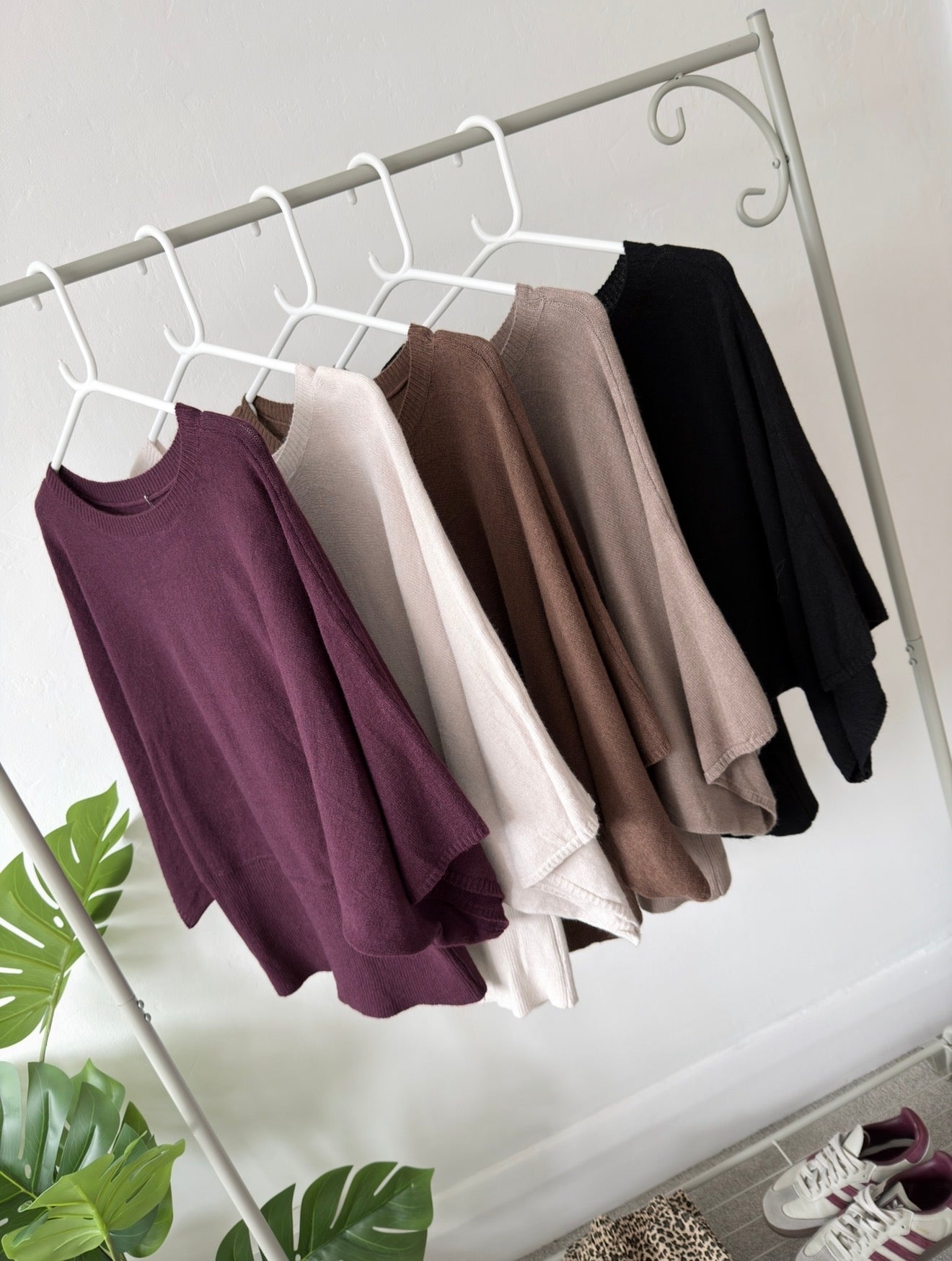 Black 3/4 Sleeve Batwing Jumper