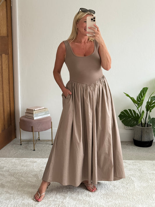 Mocha V Waist Pocket Maxi Dress