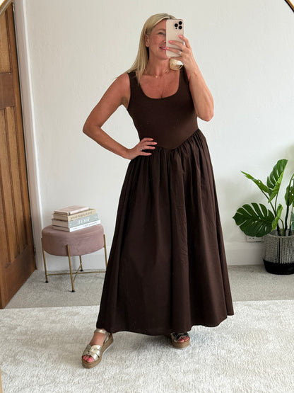 Chocolate V Waist Pocket Maxi Dress