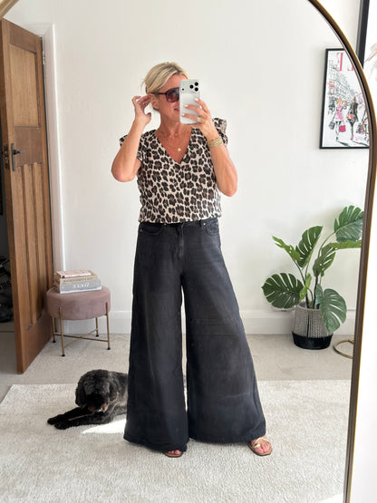 Leopard Print V Neck Cheesecloth Top
