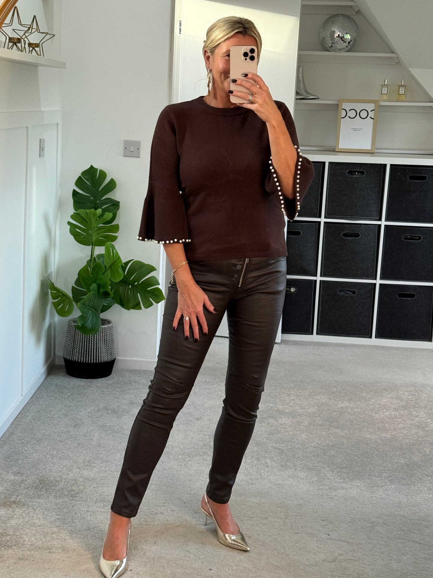 Chocolate Pearl Flute Sleeve Jumper