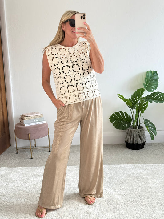Stone Flower Embroidery Crochet Vest
