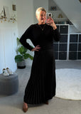 Black 2 in 1 Pleated Jumper Dress