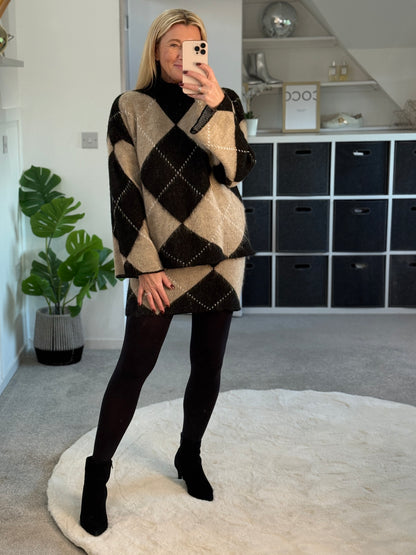 Mocha/Oatmeal Argyle Knitted Set