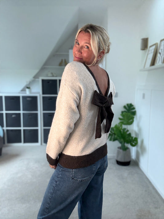 Oatmeal/Brown Contrast Bow Back Jumper