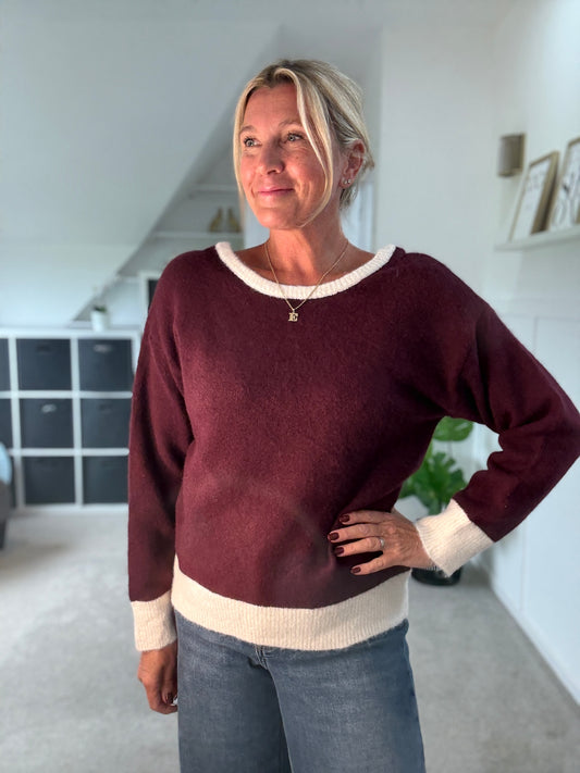 Burgundy/Cream Contrast Bow Back Jumper
