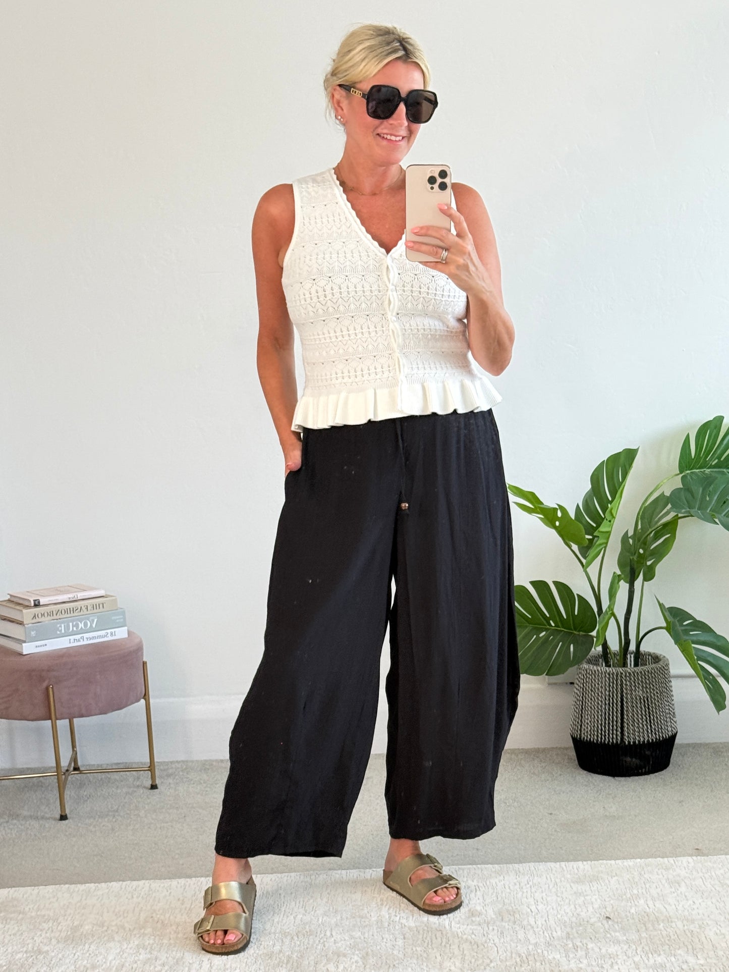 Black Floaty Barrel Crop Trousers