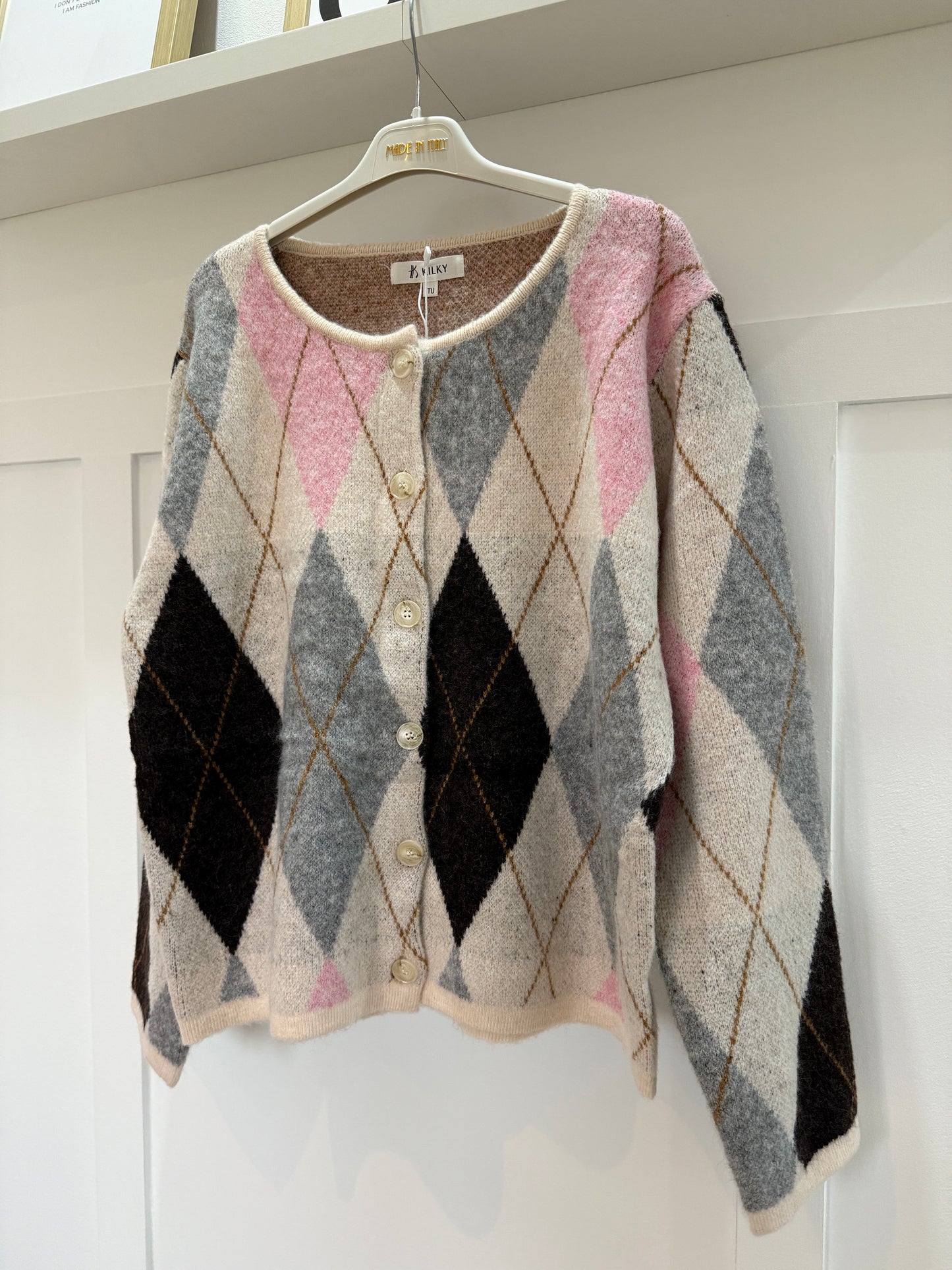 Oatmeal/Pink Argyle Crew Neck Cardigan