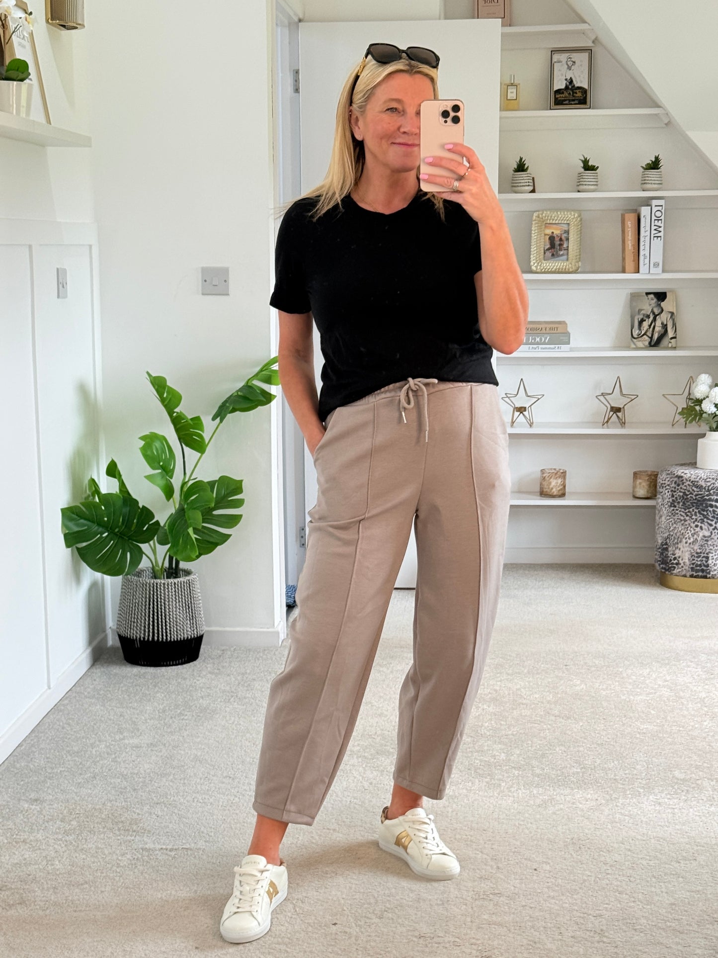 Mocha Cropped Carrot Leg Jogger
