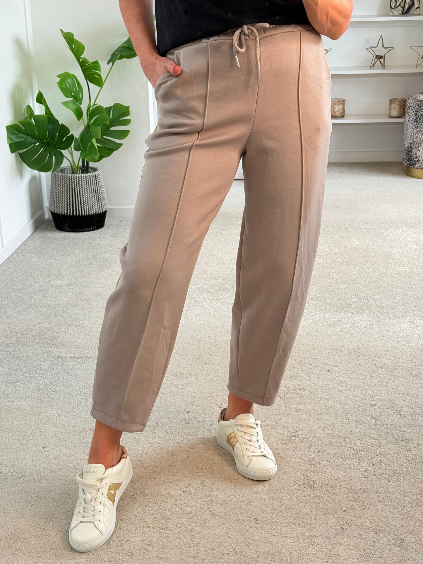 Mocha Cropped Carrot Leg Jogger