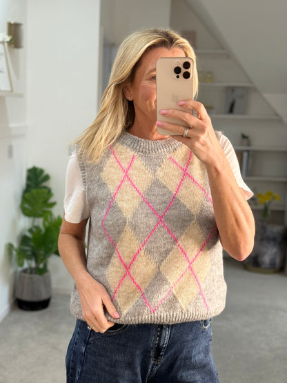 Grey/Pink Argyle Round Neck Tank Top