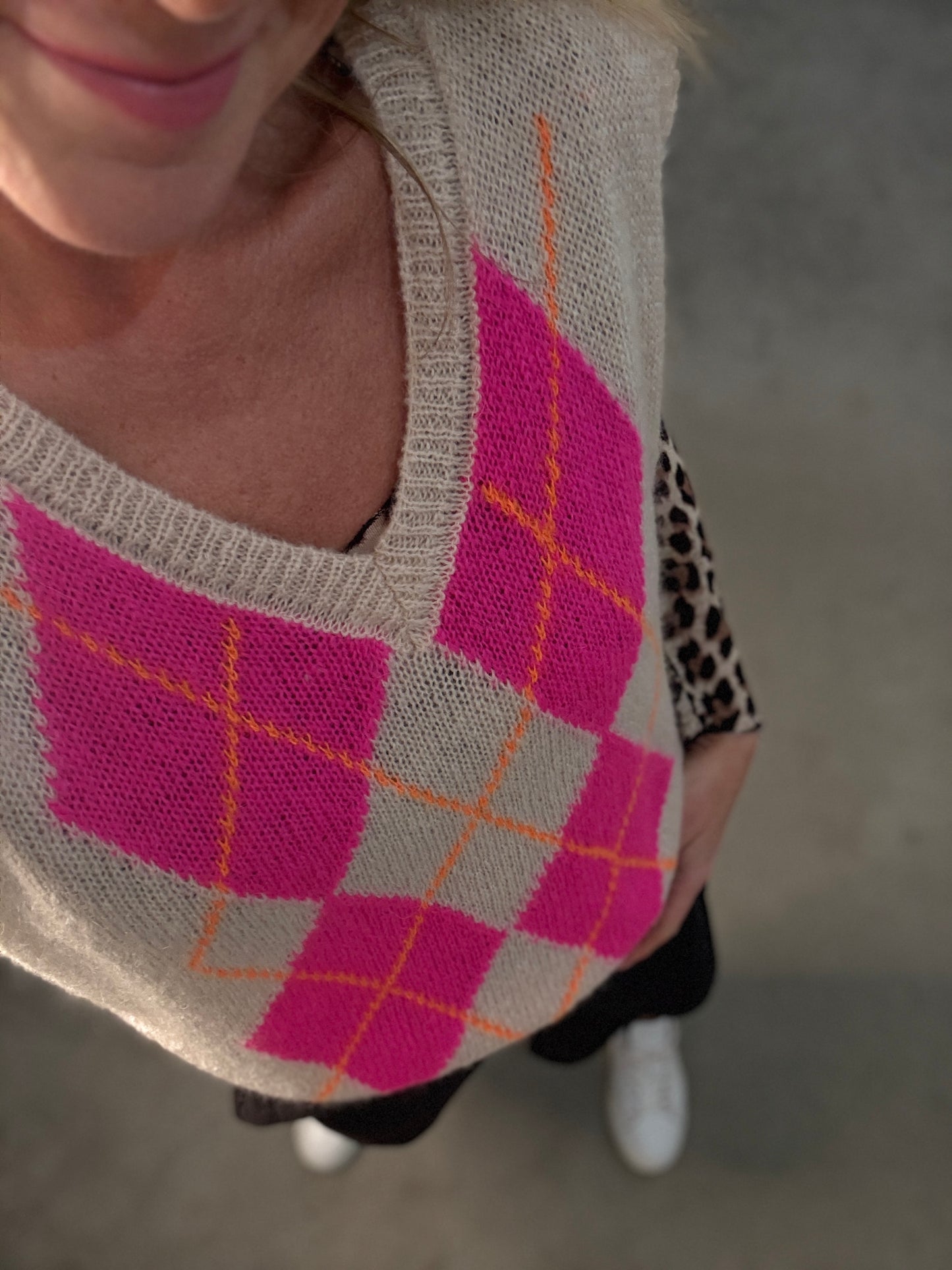 Beige/Pink Argyle V Neck Tank Top
