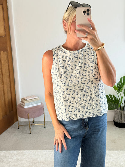 Navy Floral Scallop Edge Top