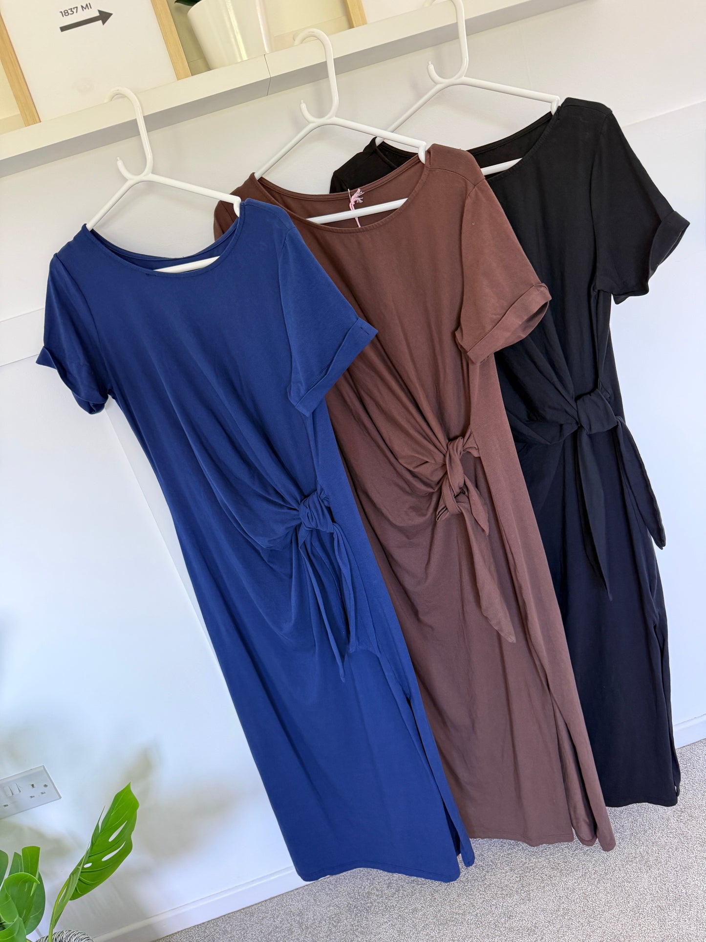 Black Side Tie S/S Jersey Dress