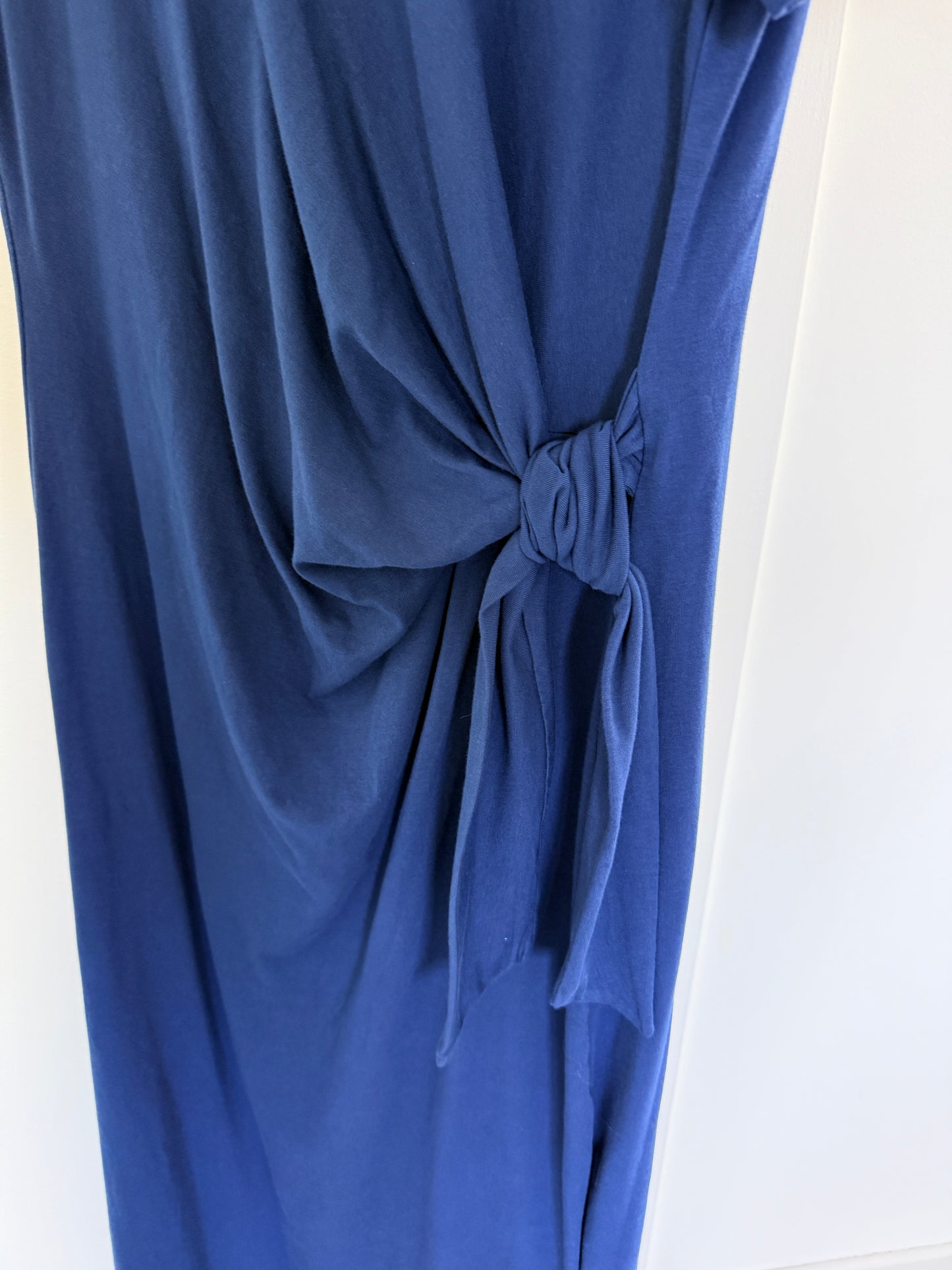 Black Side Tie S/S Jersey Dress