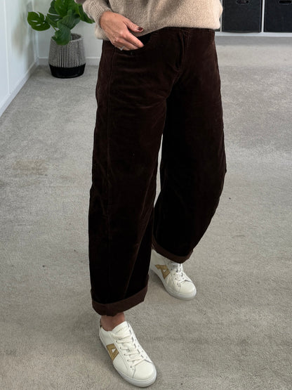 Barrel Leg Cords | Chocolate & Black